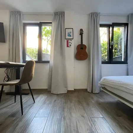 Lägenhet Garden Oasis By The Artspace *