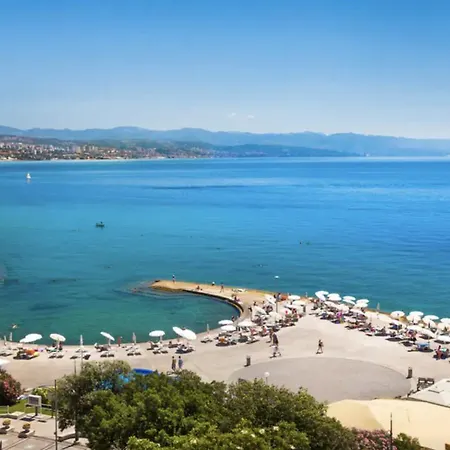 Garden Oasis By The Artspace