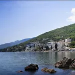 Garden Oasis By The Artspace * Opatija